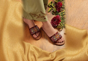 Elegant Maroon Embroidered Mules with Intricate Pattern