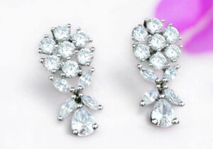 Elegant Bloom Diamond Stud Earrings