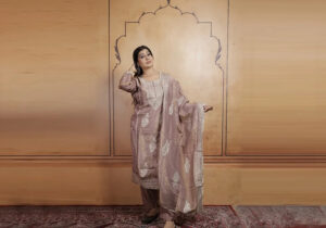 Elegant Dusty Rose Embroidered Suit Set with Shimmering Details